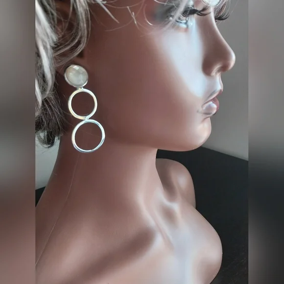 Elle Elegant Silver Sterling Earrings - Picture 12 of 14